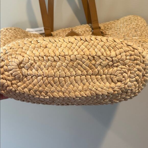 Disney's Coronado Springs Resort Straw Tote Bag - Picture 11 of 11